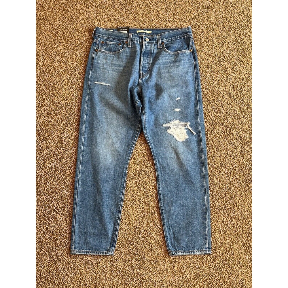 NWT Levi's Premium Womens High Rise Wedgie Jean Tapered Leg Size 31